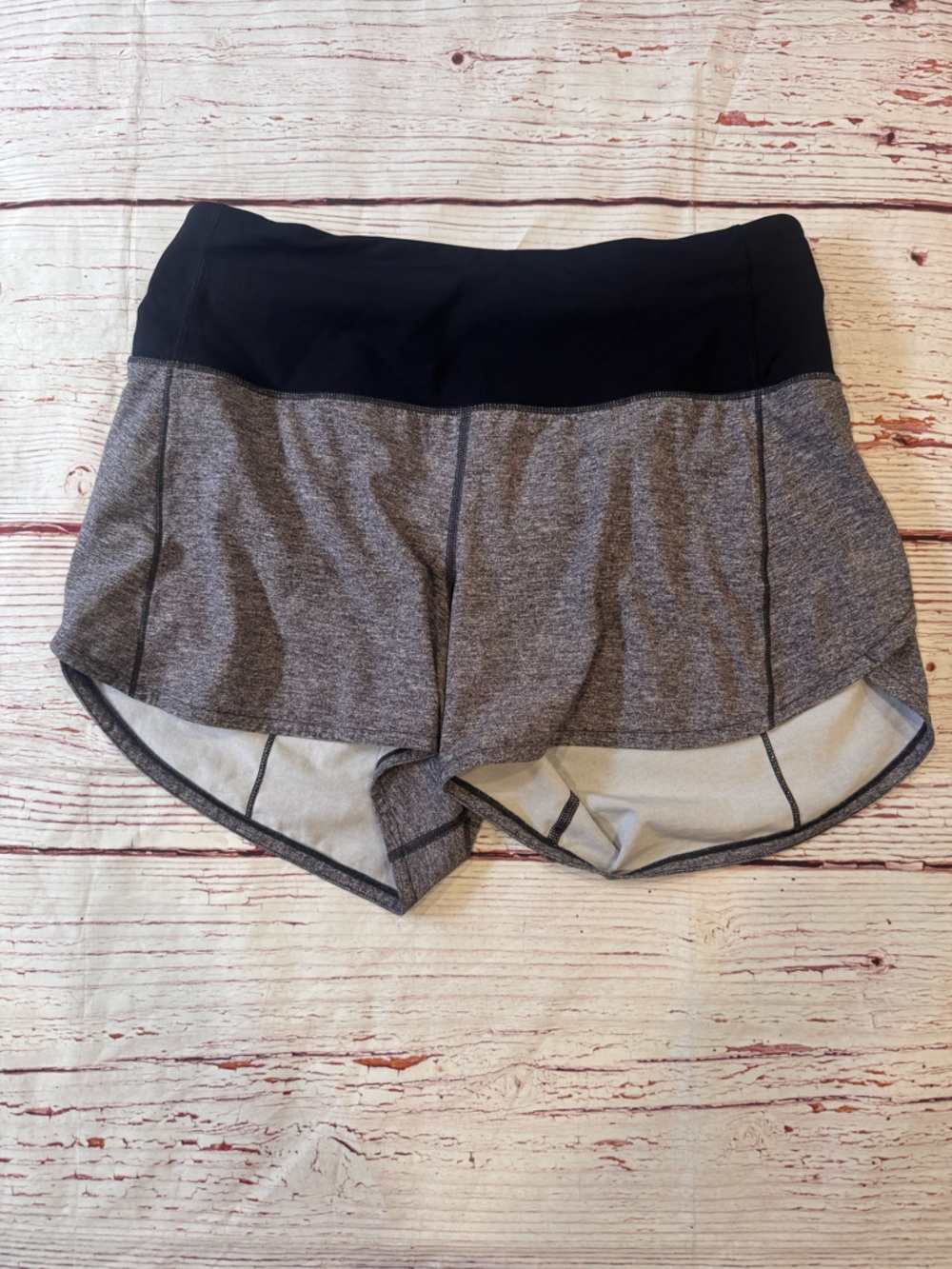 Lululemon Speed Up High-Ris Short 4" Long in Heather Lux Multi Black Sz 6